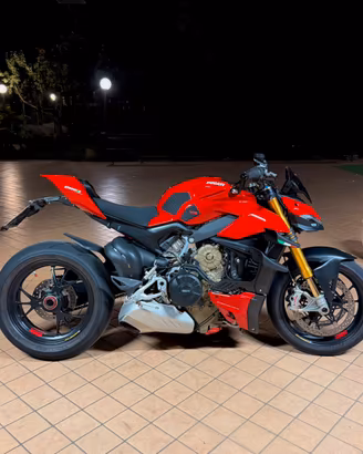 Ducati Streetfighter v4s - 13.000 km