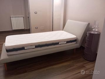 Letto e materasso singolo