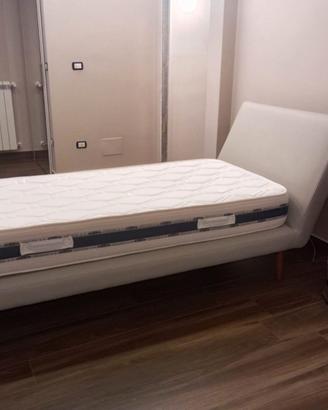 Letto e materasso singolo