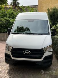 HYUNDAI H350 Furgone Comfort con cella frigorifera