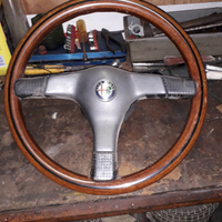 Volante inlengno per auto. depoca