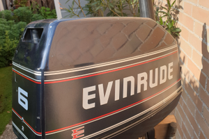 Motore fuoribordo evinrude 6