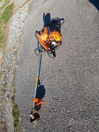 Decespugliatore a zaino dellaTanaka