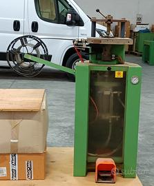 Macchine per legno , aggraffatrice per cornici