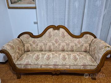divano d'epoca 