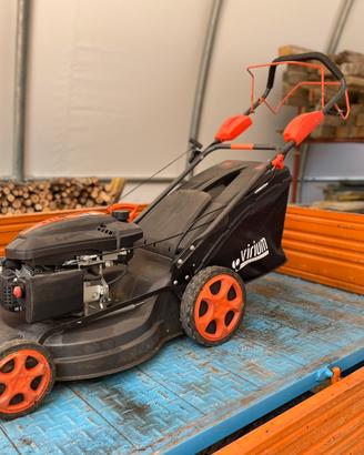 Rasaerba VIRIUM 5 HP