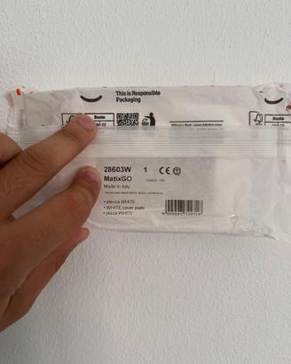 Placca Bticino MatixGO Bianco 28603W Nuova