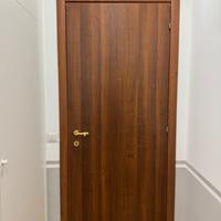 Porte intenre colore noce