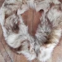 collo pelliccia chiara