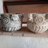 coppia vasi epoca cemento