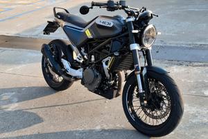 Husqvarna Svartpilen 401