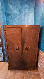 Armadio blindato bella cassaforte americana antica