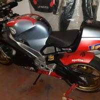 Aprilia rsv mille 2° versione 2002