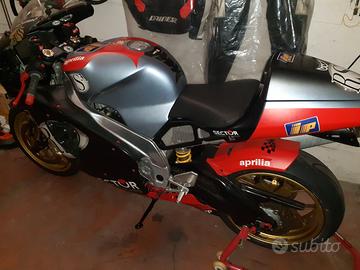 Aprilia rsv mille 2° versione 2002