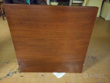 Tavolo allungabile in legno