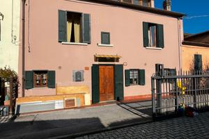 Terra tetto con giardino garage