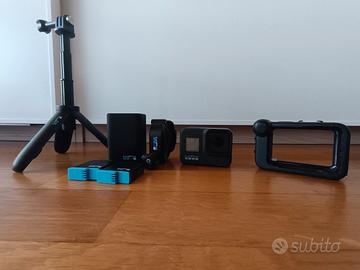 GoPro HERO 8 Black + Media Mod + Kit Accessori 