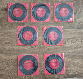 Lotto di 7 dischi in vinile 45 giri anni 60
