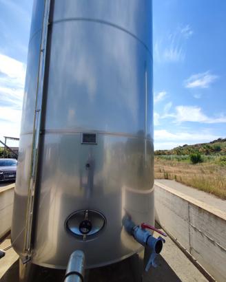 SILOS IN ACCIAIO INOX 30 m³ – METALPUGLIA