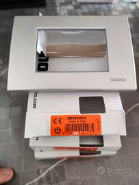 Placca 3P Bticino NT4803TH