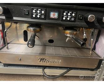 Machina del caffè professionale