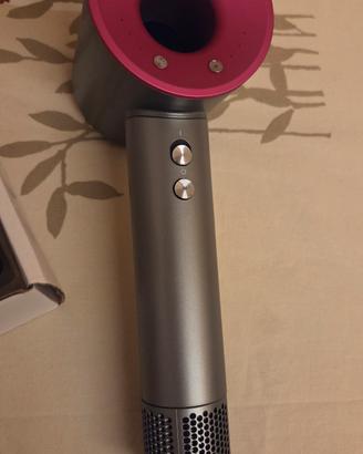 Phon simil Dyson nuovo