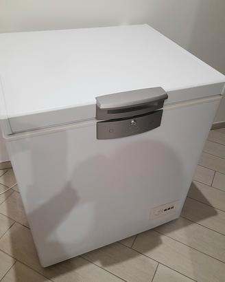 Congelatore a pozzetto Beko
