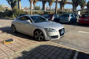 TT Coupe 2.0 TFSI Sline