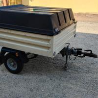 Carrello a pendice con documenti