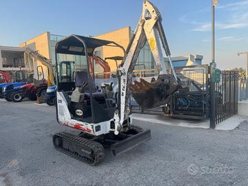 MINIESCAVATORE BOBCAT