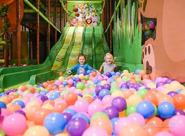 Paline in Plastia per Playground, Piscine e Vasche