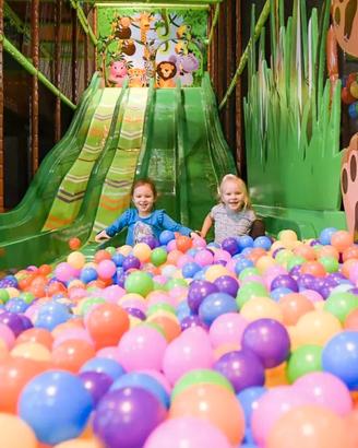 Paline in Plastia per Playground, Piscine e Vasche