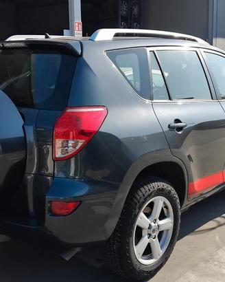 PER uso RICAMBI - toyota rav4 2006 3 serie