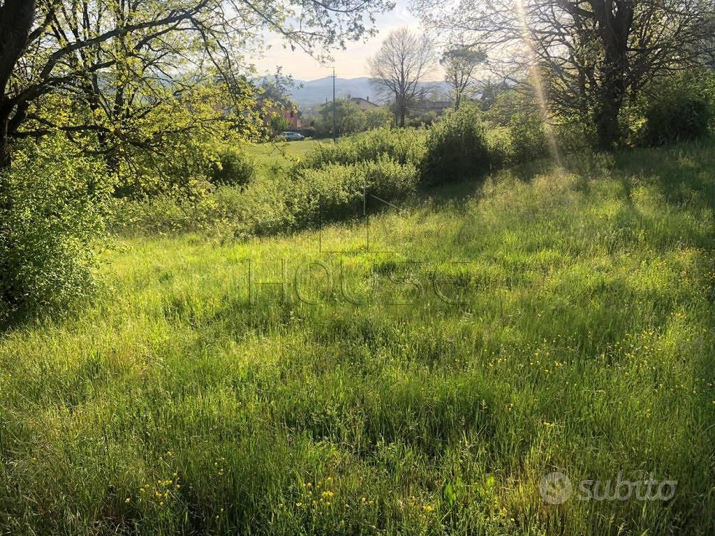 Terreno di 308 m² a Città di Castello - Vista 2
