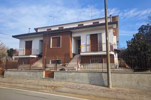 Villa di 70 m² con 4 locali a Asti