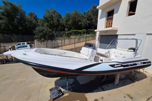 Gommone ZAR 75 Suite + DF300 Suzuki 2017 - 200ore