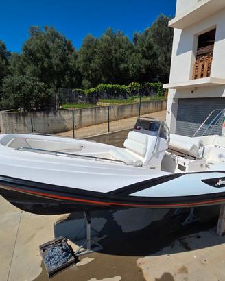 Gommone ZAR 75 Suite + DF300 Suzuki 2017 - 200ore