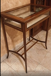 Vetrinetta arte povera legno e vetro