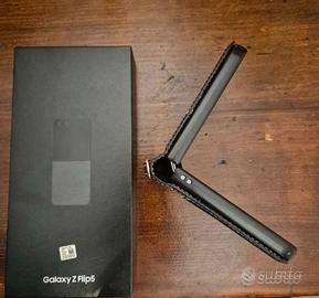 SAMSUNG GALAXY FLIP 5