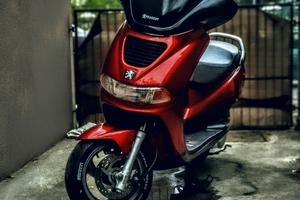 Peugeot Elyseo 125cc 2000 