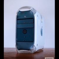 Apple Power Macintosh G4 + Cinema Display 22"