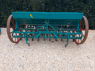 Seminatrice meccanica Sama