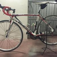Bici corsa Bianchi Sempre Full Carbon perfetta