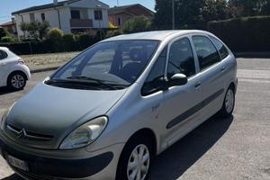 Citroen Xara Picasso, per neopatentati.