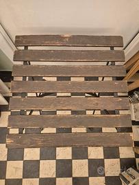 Svendita: tavolo esterno