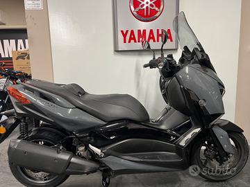 Yamaha X-Max 300 Tech Max