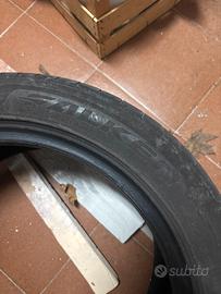 Pneumatico singolo Falken