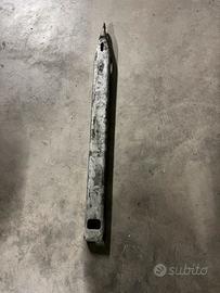 Attrezzatura per armatura