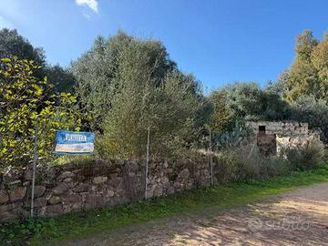 Rudere di 45 mq con lotto di proprietà a Carbonia,