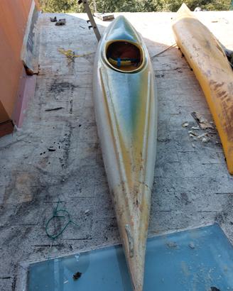 canoa kayak in vetroresina